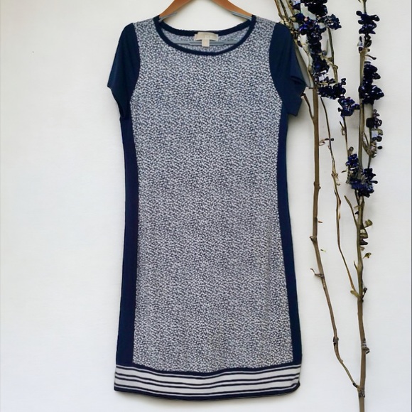 MICHAEL MICHAEL KORS MIDI BLUE AND WHITE FLORAL SHORT SLEEVE DRESS SIZE SMALL - Picture 4 of 11